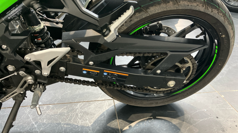 Kawasaki Ninja EX500JSFAN (25MY)